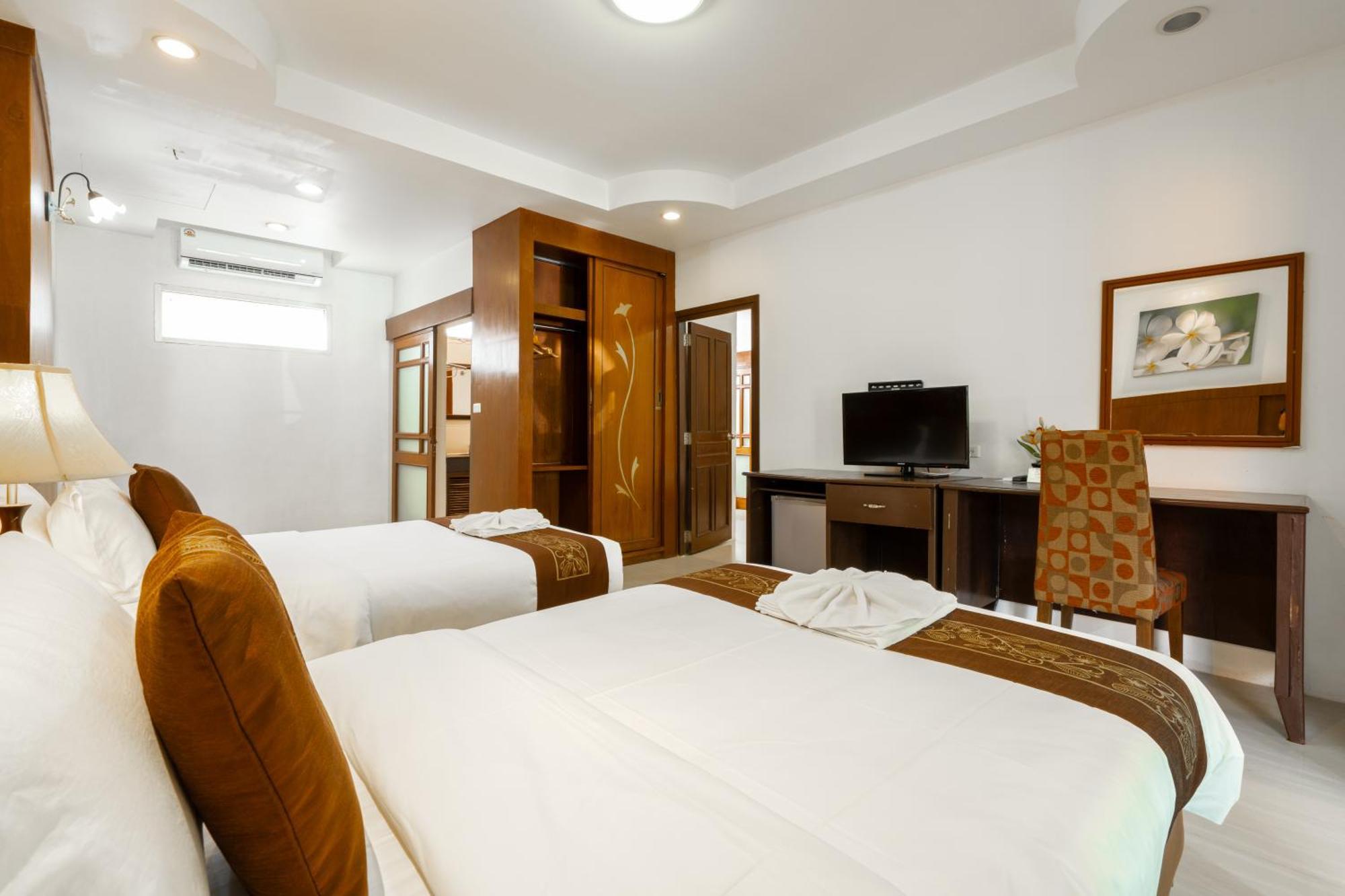 Phuket Leelavadee Hua Ting Resort Patong Exterior photo